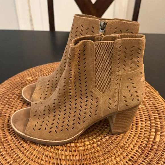 TOMS  Peep-Toe Ankle Boots - Picture 5 of 10
